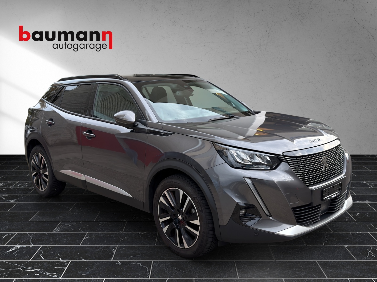 PEUGEOT 2008 1.2 PureTech Allure EAT8-showroom-element-1