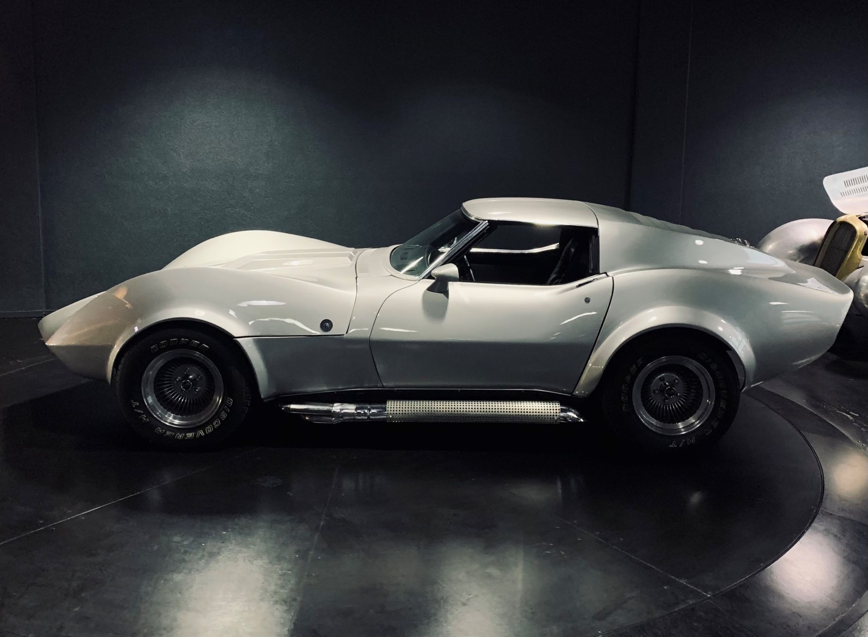 CHEVROLET CORVETTE "MAKO SHARK" EINZELSTÜCK!-image-1