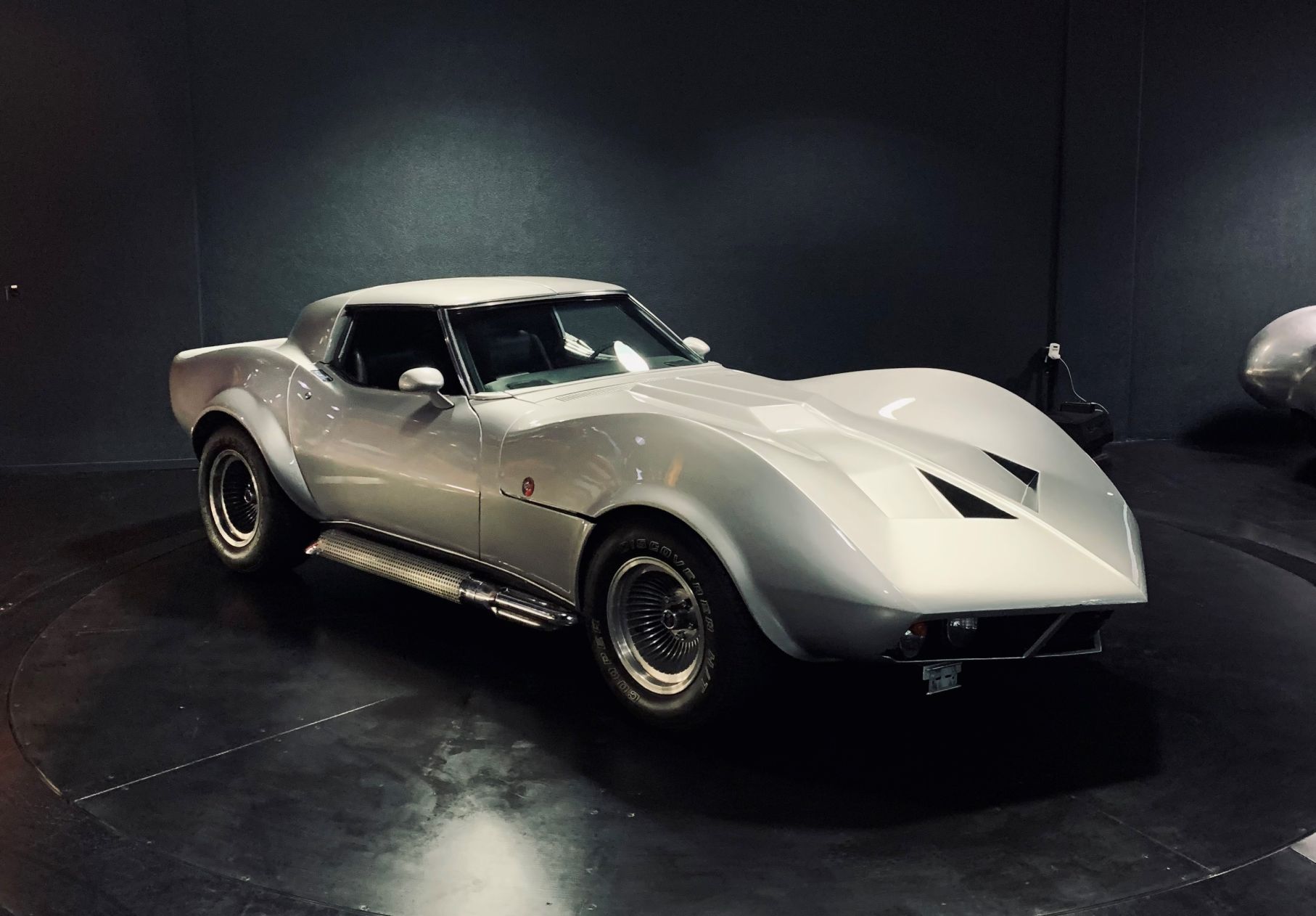 CHEVROLET CORVETTE "MAKO SHARK" EINZELSTÜCK!-image-7