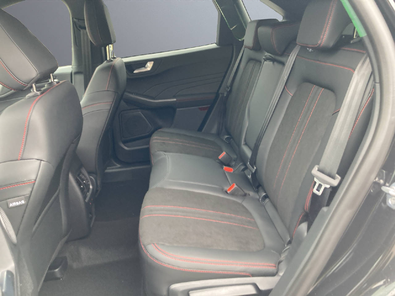 FORD Kuga 2.5 FHEV 183 PS ST-Line X 4x4-image-5