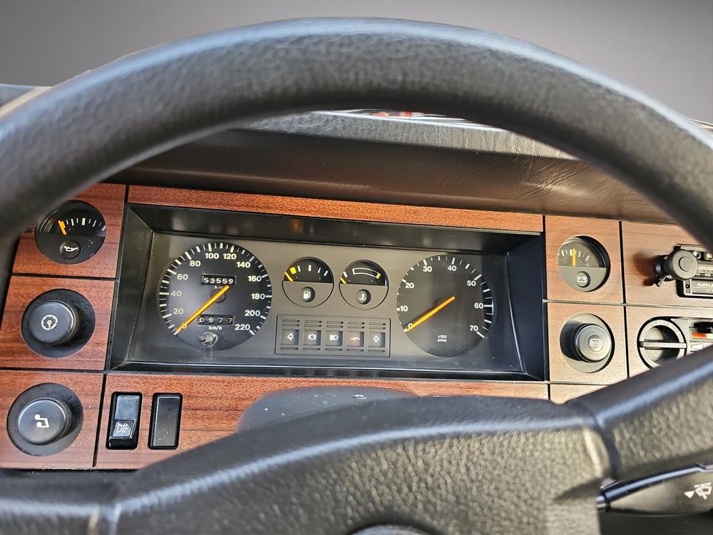 FORD Granada 2800 V6 GL A-image-8