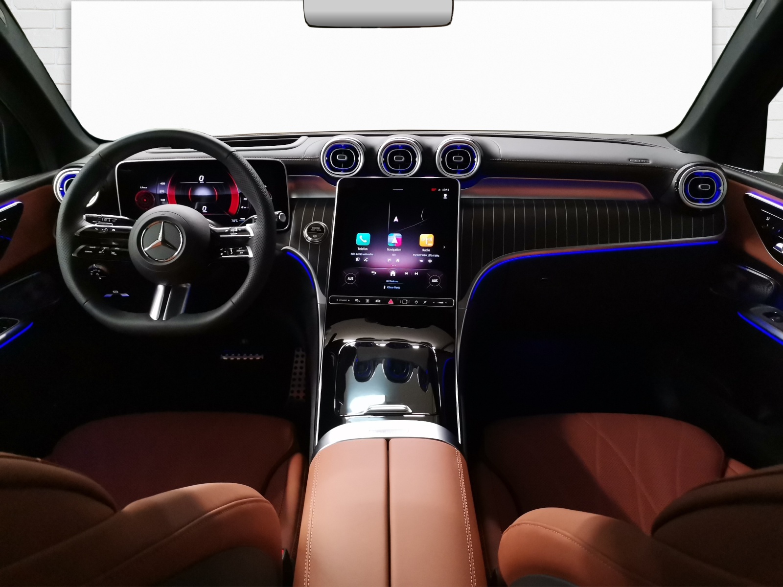 MERCEDES-BENZ GLC 300 AMG Line 4Matic-image-7