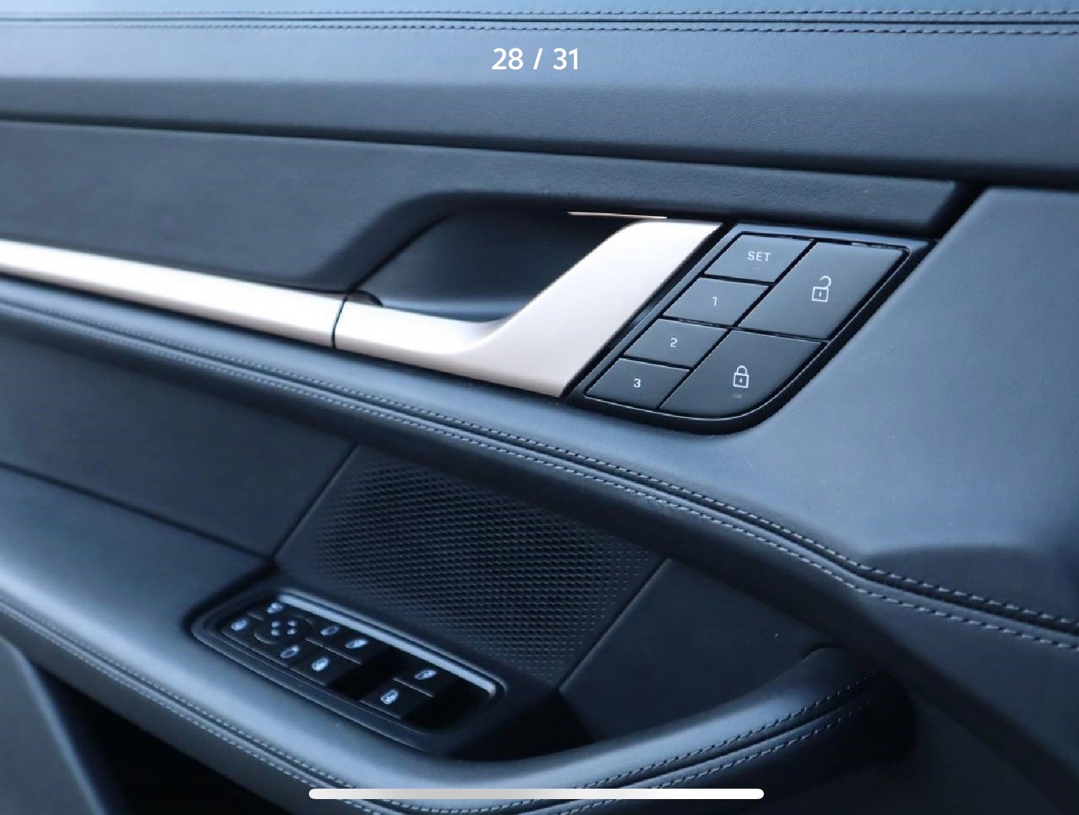 PORSCHE Taycan 4S Cross Turismo-image-19