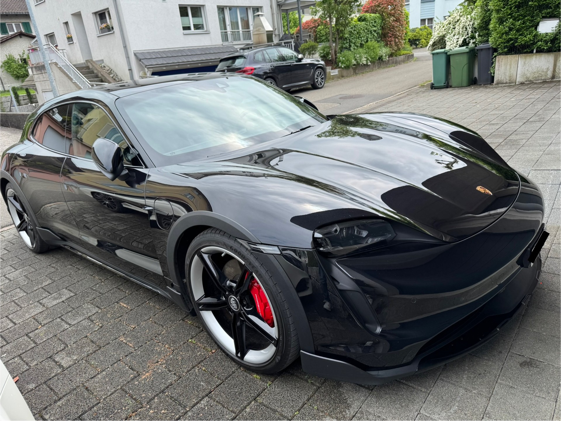 PORSCHE Taycan 4S Cross Turismo