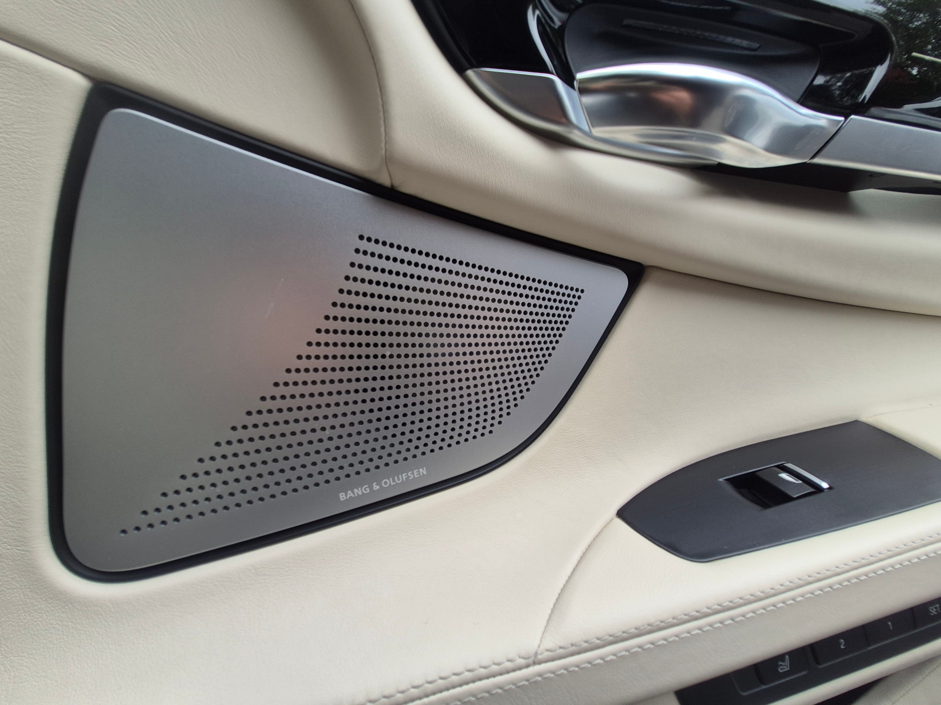 BMW 750Li xDrive-image-12