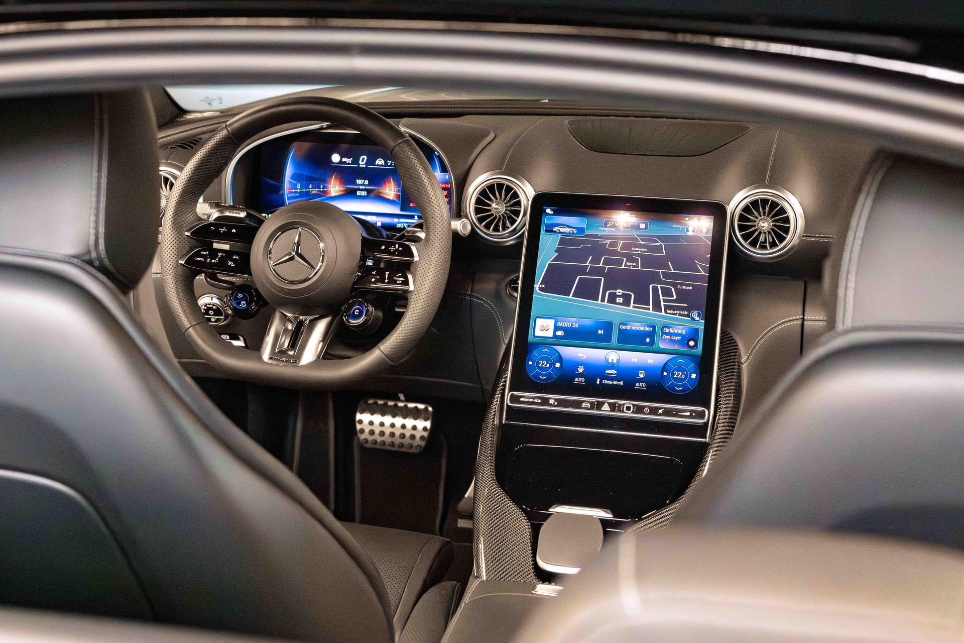 MERCEDES-BENZ AMG GT 63 4Matic+ Executive Edition-image-9