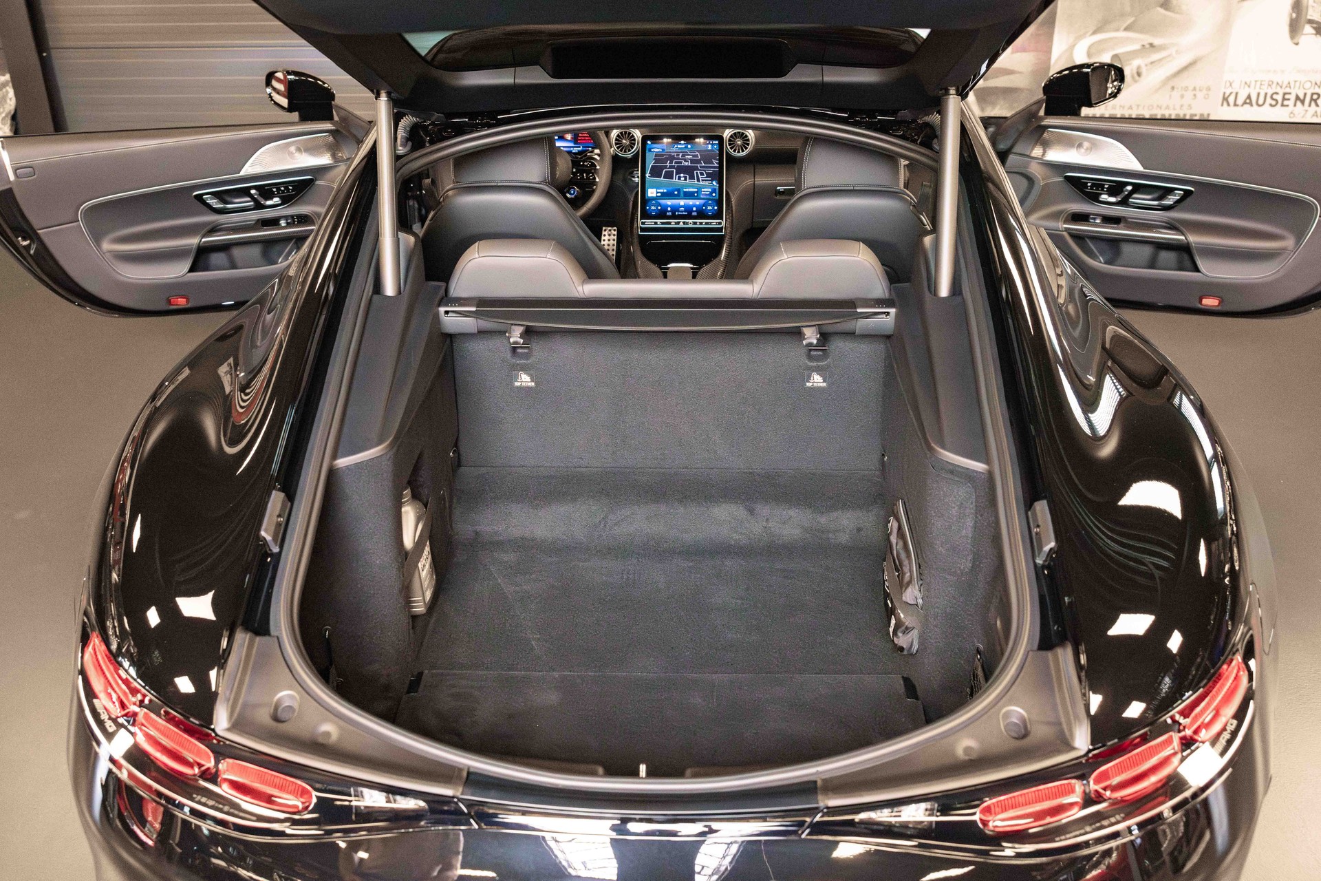 MERCEDES-BENZ AMG GT 63 4Matic+ Executive Edition-image-10