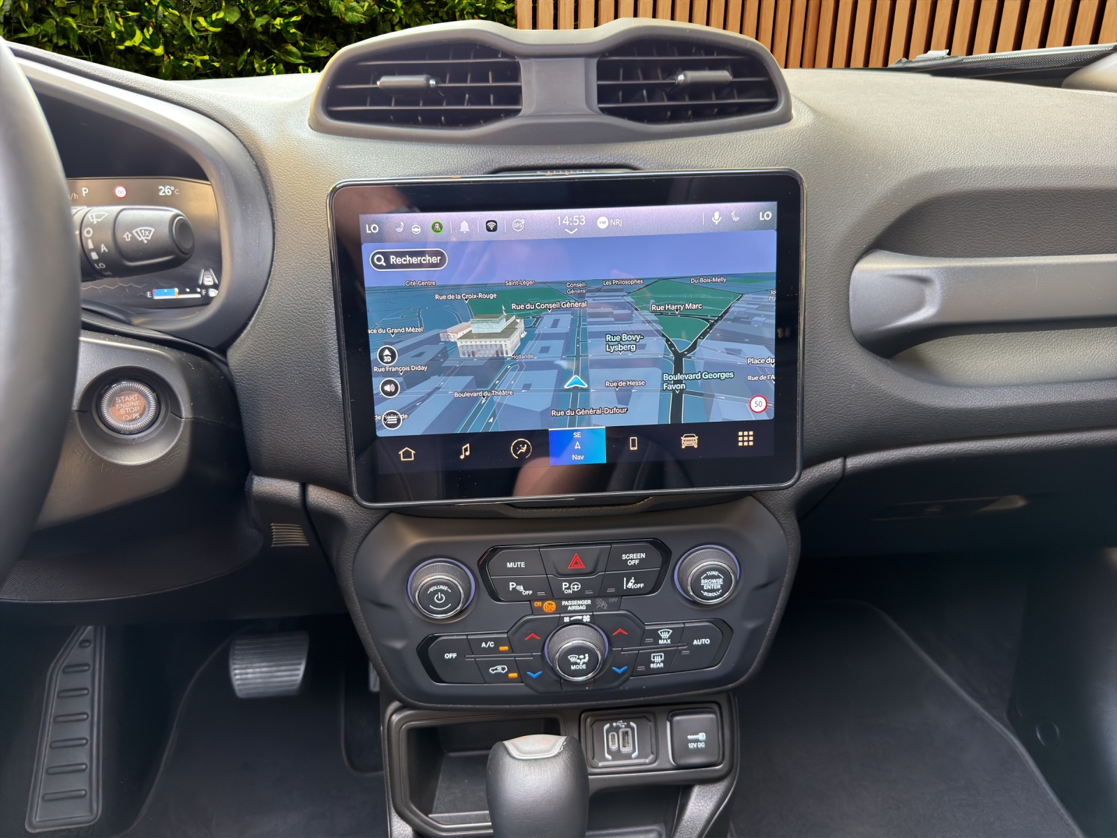 JEEP Renegade 1.5 MHEV Summit Sky-image-14