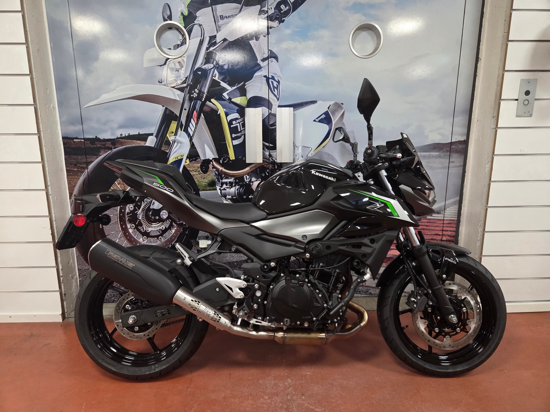 KAWASAKI Z 500 SPORT-image-2