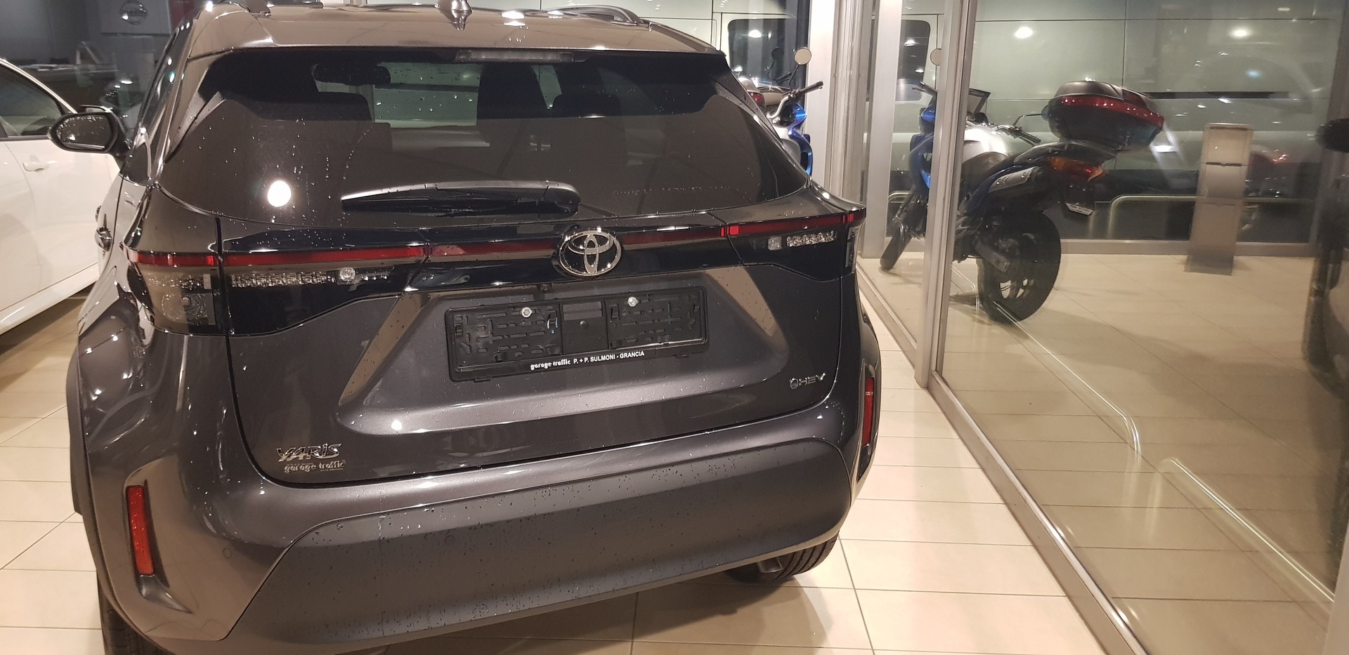 TOYOTA TOYOTA YARIS CROSS HYBRID 1.5 TREND-image-3