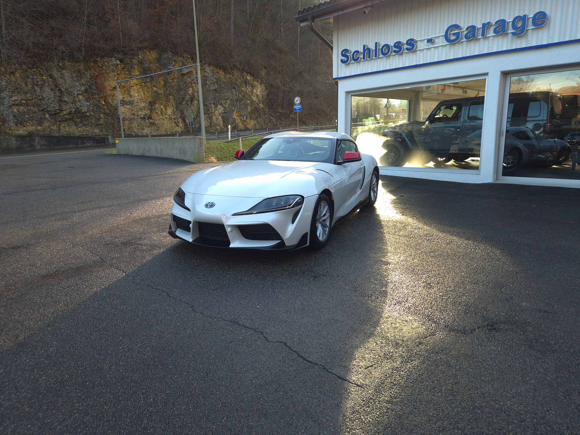 TOYOTA Supra GR 2.0i Turbo Sport Automat 8-image-5