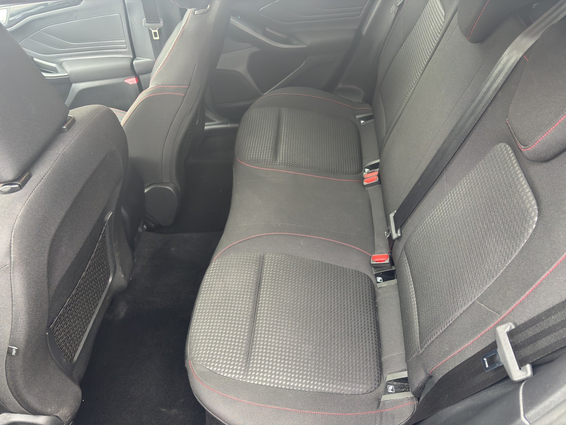 FORD Focus 1.0 MHEV ST-Line Automat-image-11