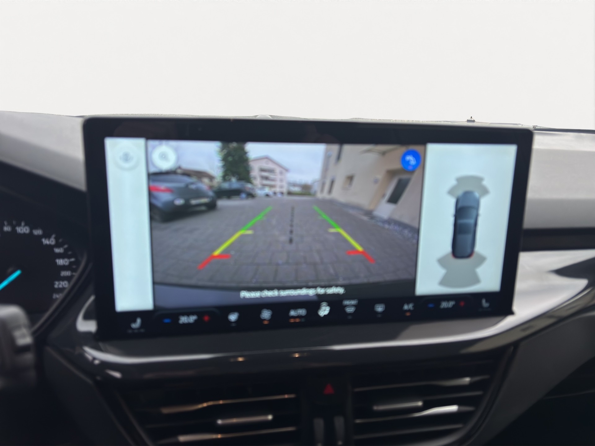 FORD Focus 1.0 MHEV ST-Line Automat-image-13