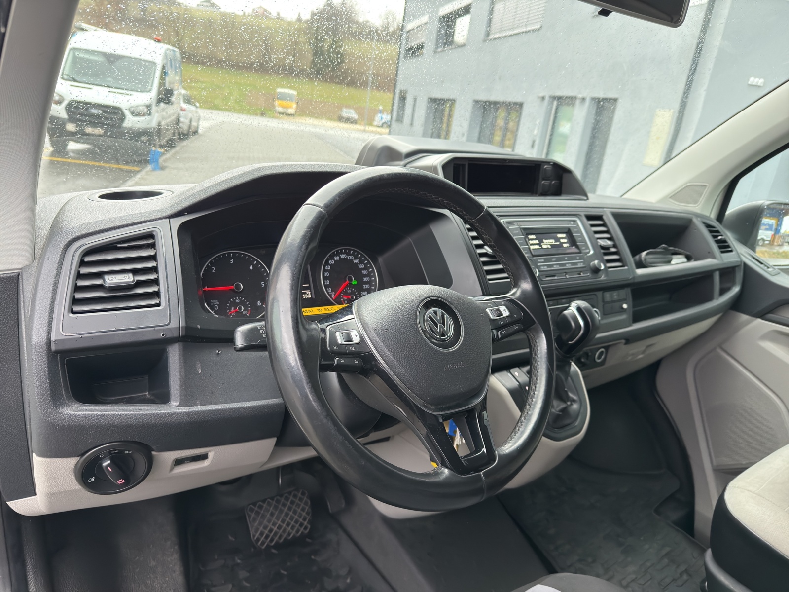 VW T6 2.0 Bi-TDI 4Motion DSG-image-25