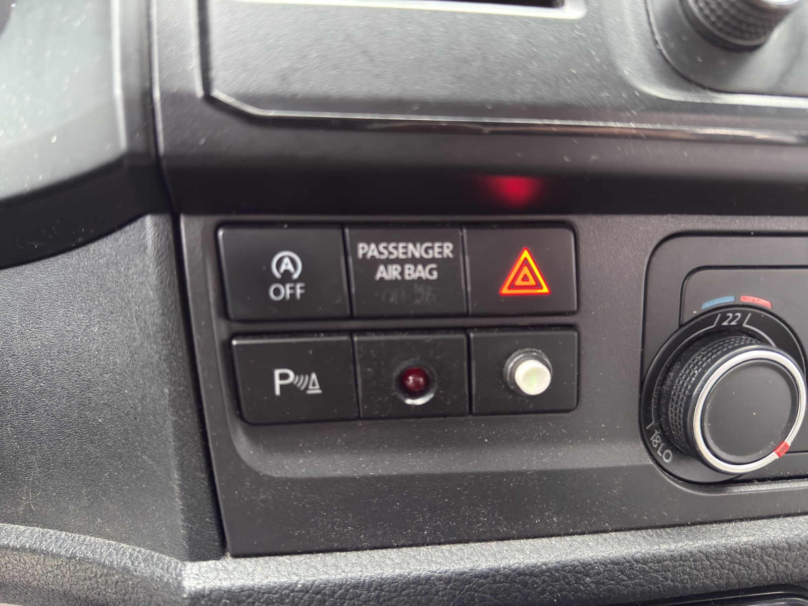 VW T6 2.0 Bi-TDI 4Motion DSG-image-17