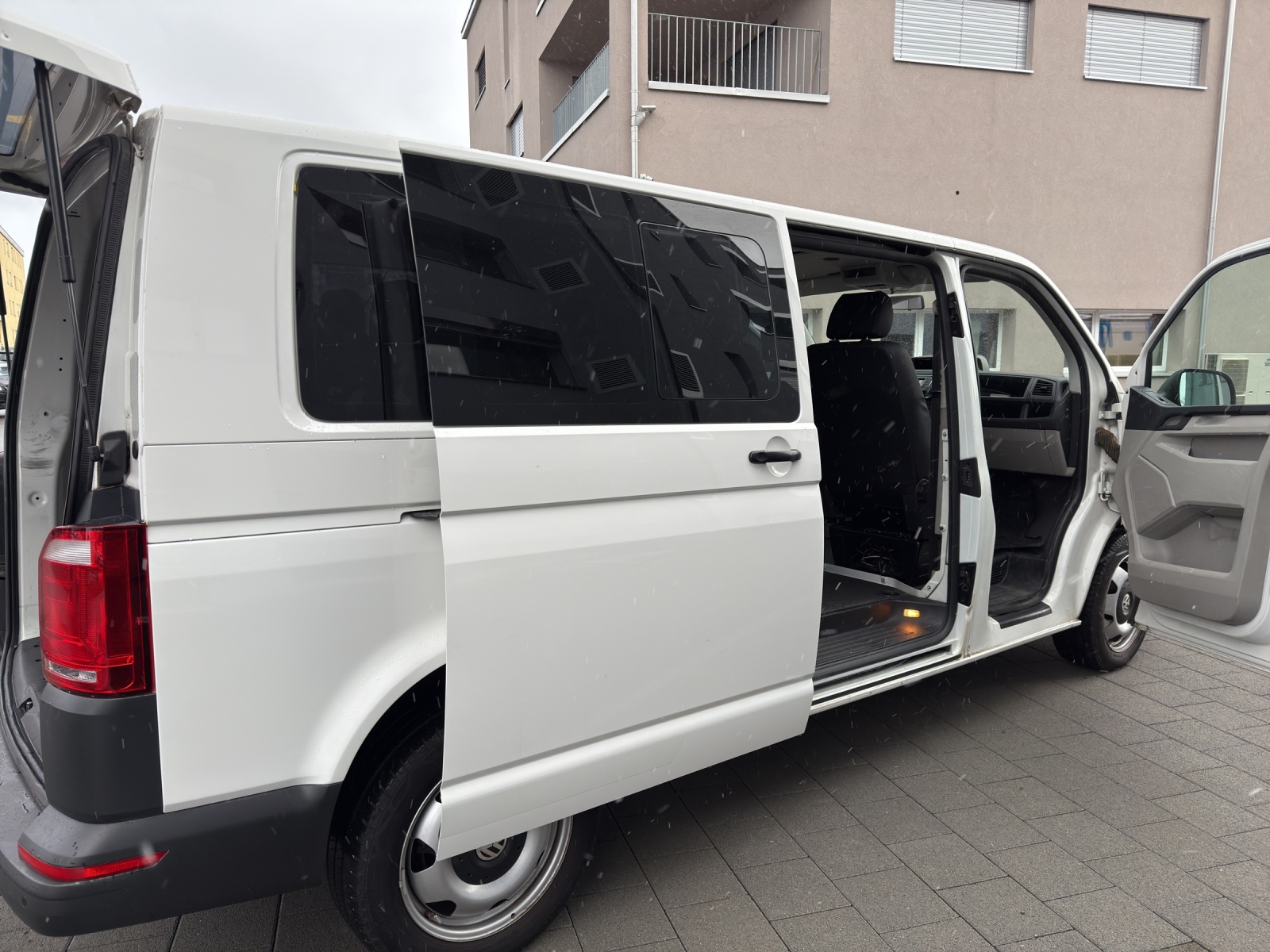 VW T6 2.0 Bi-TDI 4Motion DSG-image-24