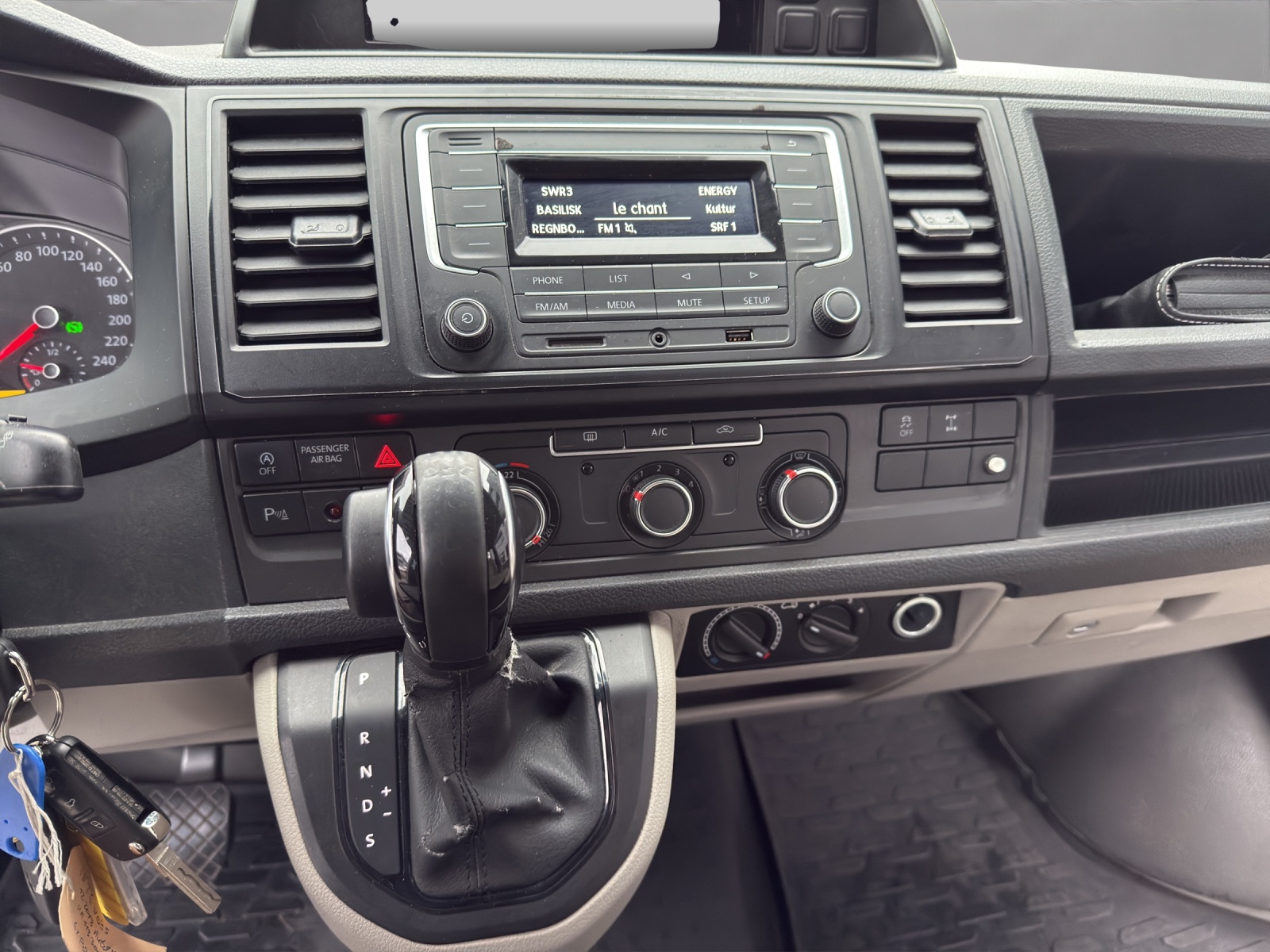 VW T6 2.0 Bi-TDI 4Motion DSG-image-14