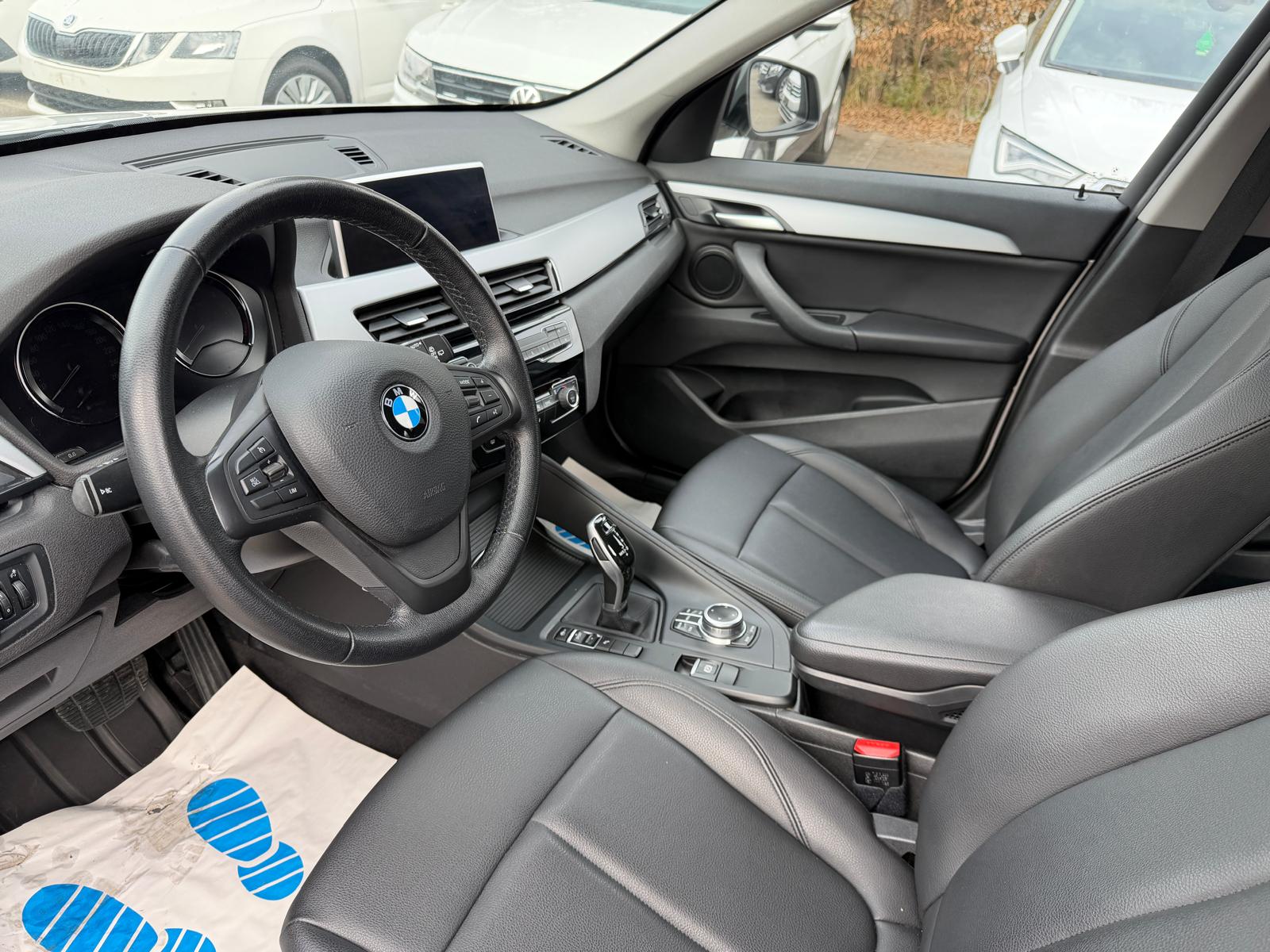 BMW X1 sDrive 18d xLine Steptronic-image-5