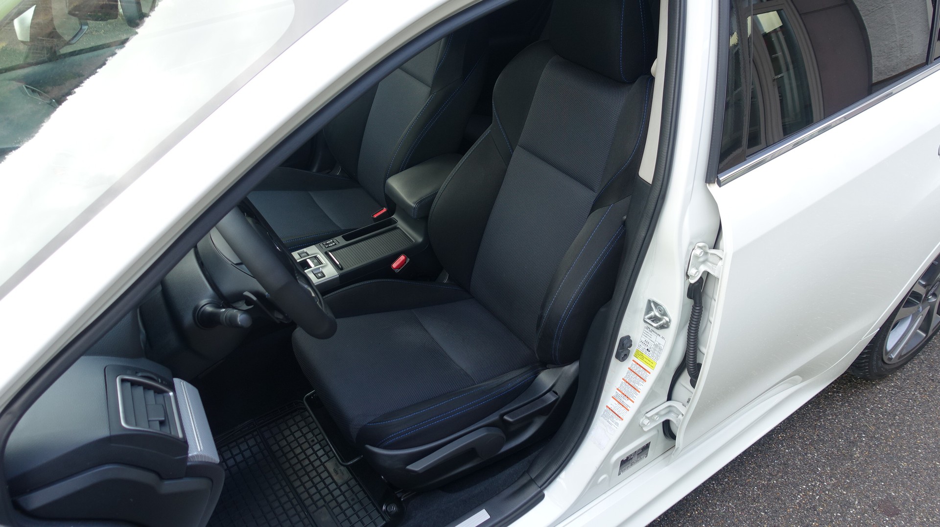 SUBARU Levorg 1.6DIT Swiss S AWD Lineartronic-image-10