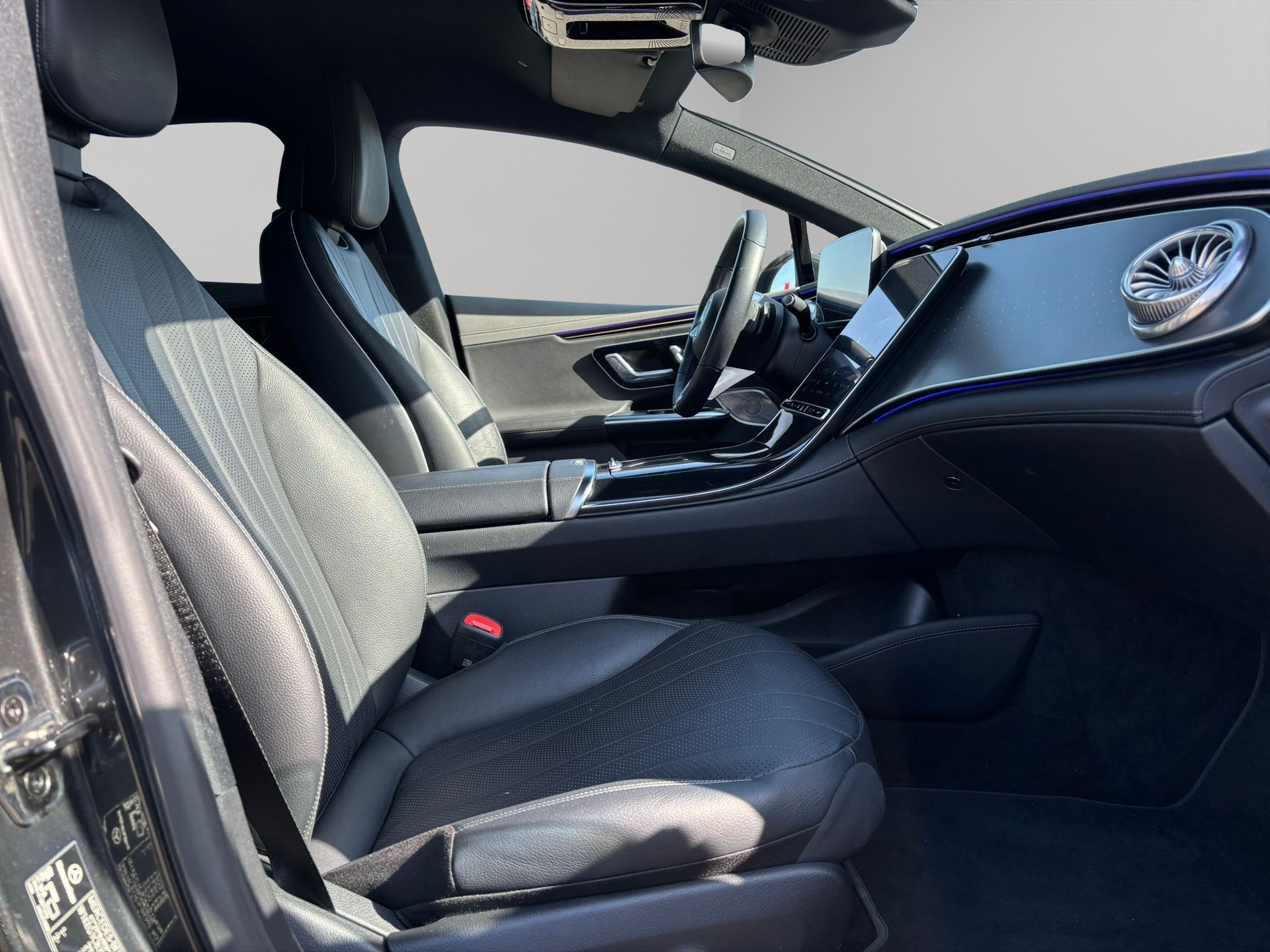 MERCEDES-BENZ Mercedes EQE 350 4MATIC | 595 km Reichweite | Premium Paket | CH-image-12