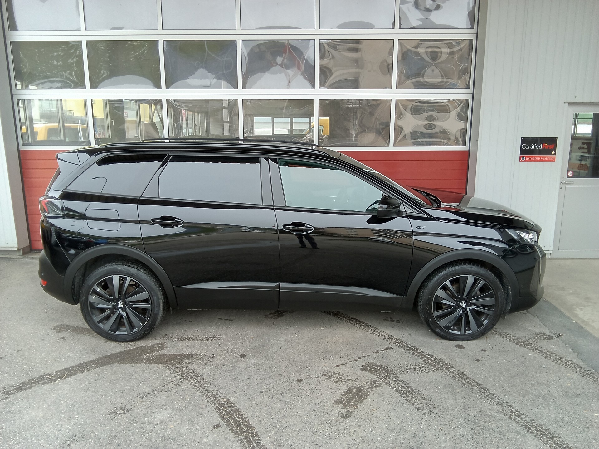PEUGEOT 5008 1.5 BlueHDi GT EAT8-image-8
