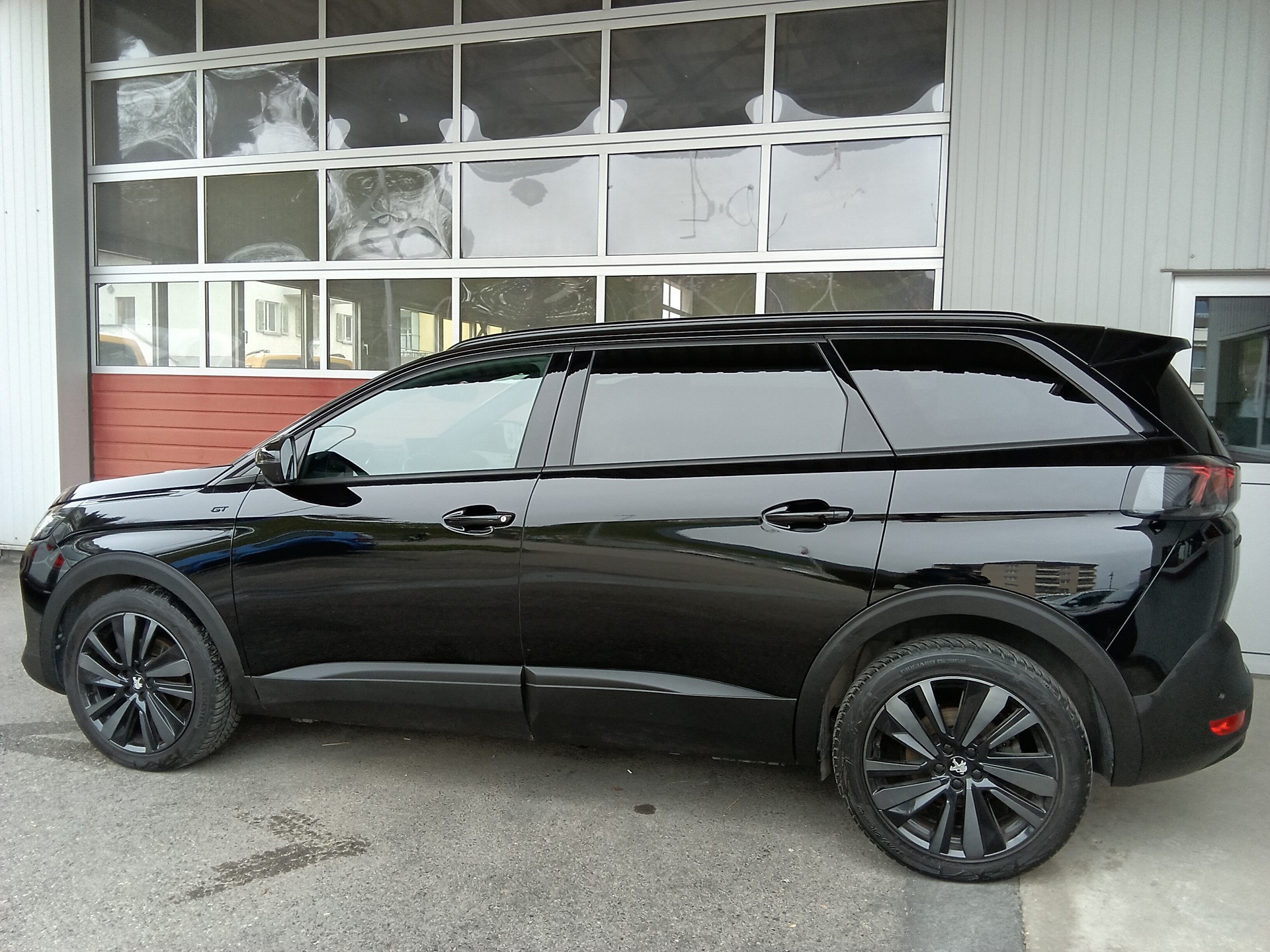 PEUGEOT 5008 1.5 BlueHDi GT EAT8-image-3