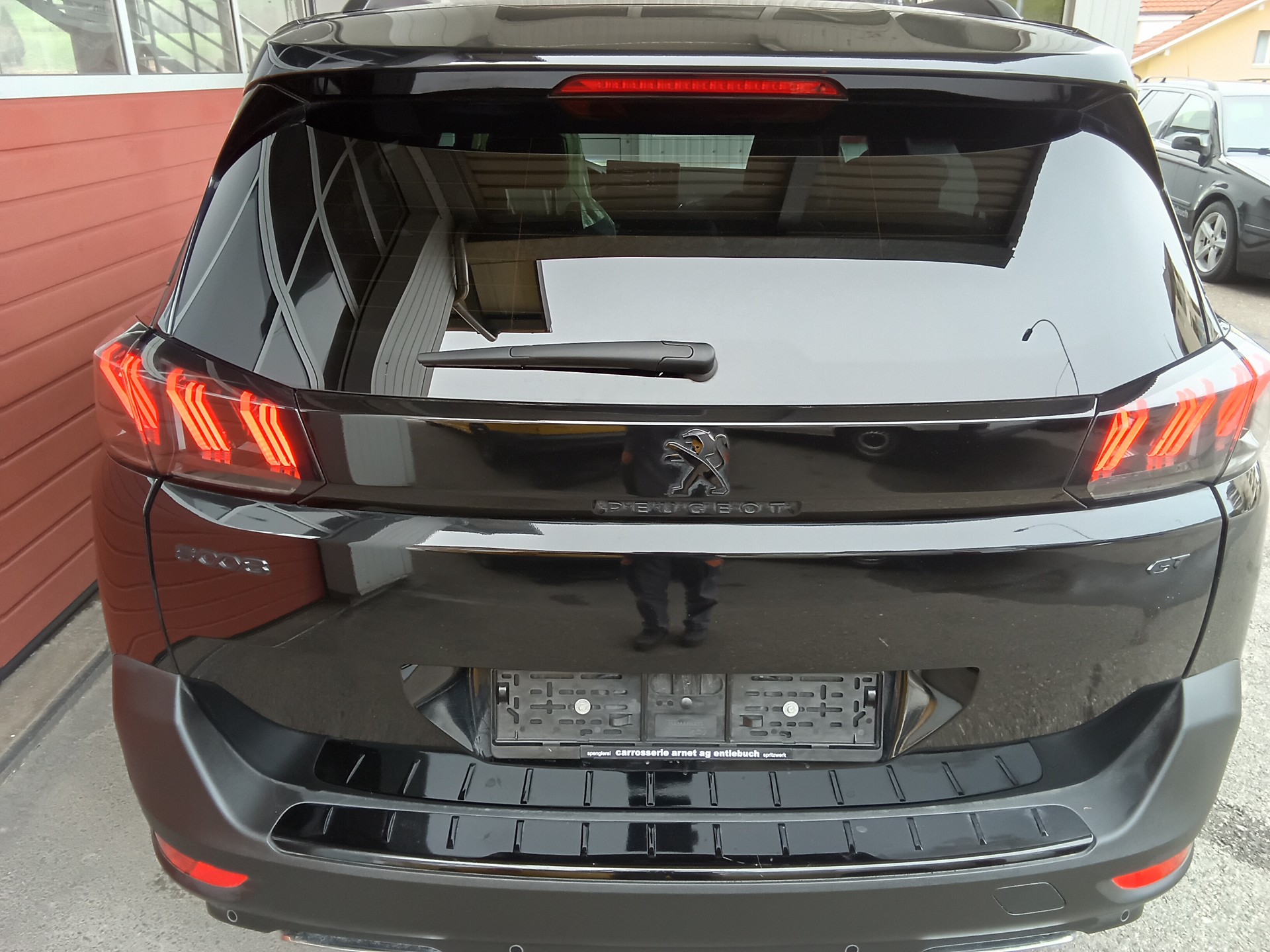 PEUGEOT 5008 1.5 BlueHDi GT EAT8-image-10
