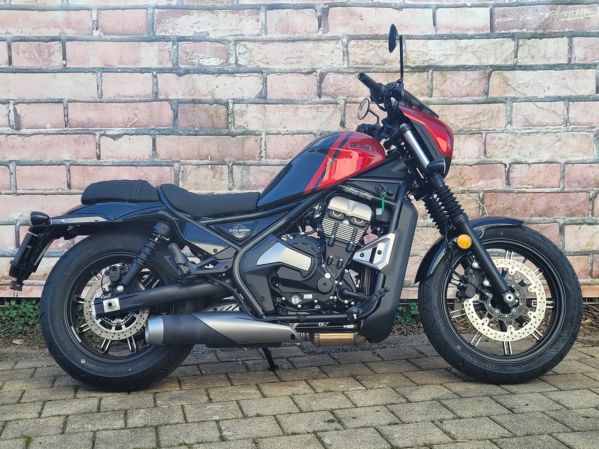 MOTO MORINI Calibro 700-image-0