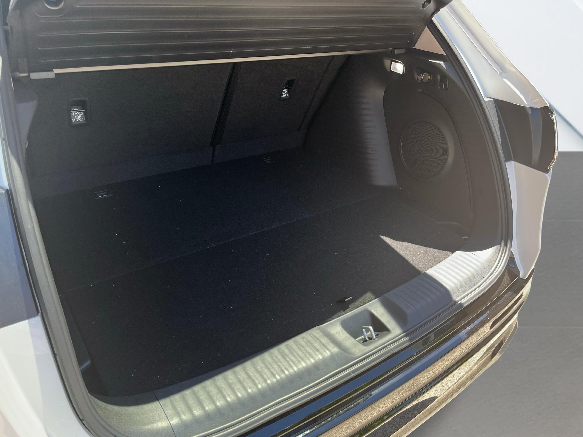 HONDA ZR-V 2.0 i-MMD Advance - mit Aktionsleasing 1.9% und 8 Jahren Garantie!-image-12