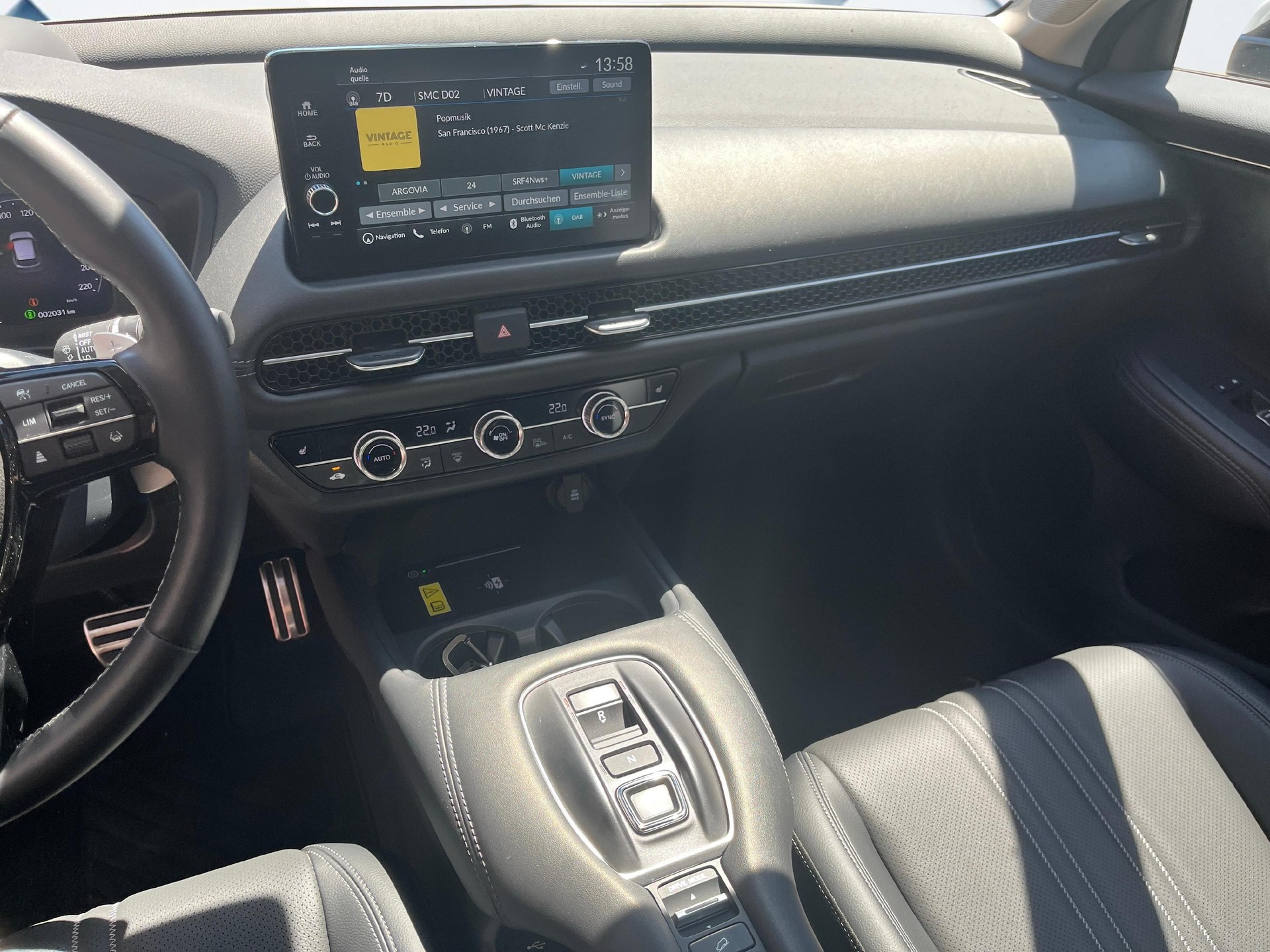 HONDA ZR-V 2.0 i-MMD Advance - mit Aktionsleasing 1.9% und 8 Jahren Garantie!-image-10