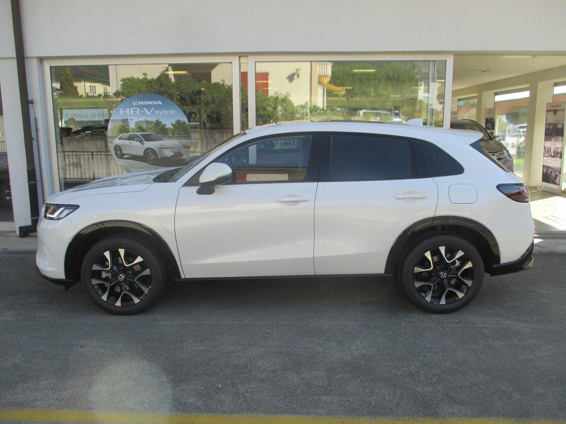 HONDA ZR-V 2.0 i-MMD Advance - mit Aktionsleasing 1.9% und 8 Jahren Garantie!-image-18
