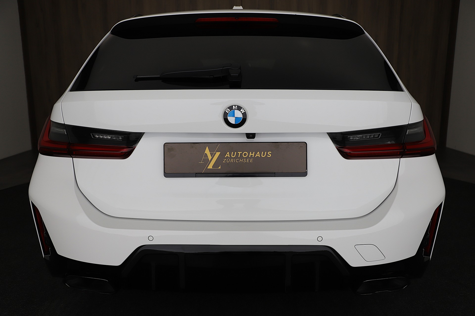 BMW M340d xDrive 48V Touring Steptronic *** Facelift ***-image-3