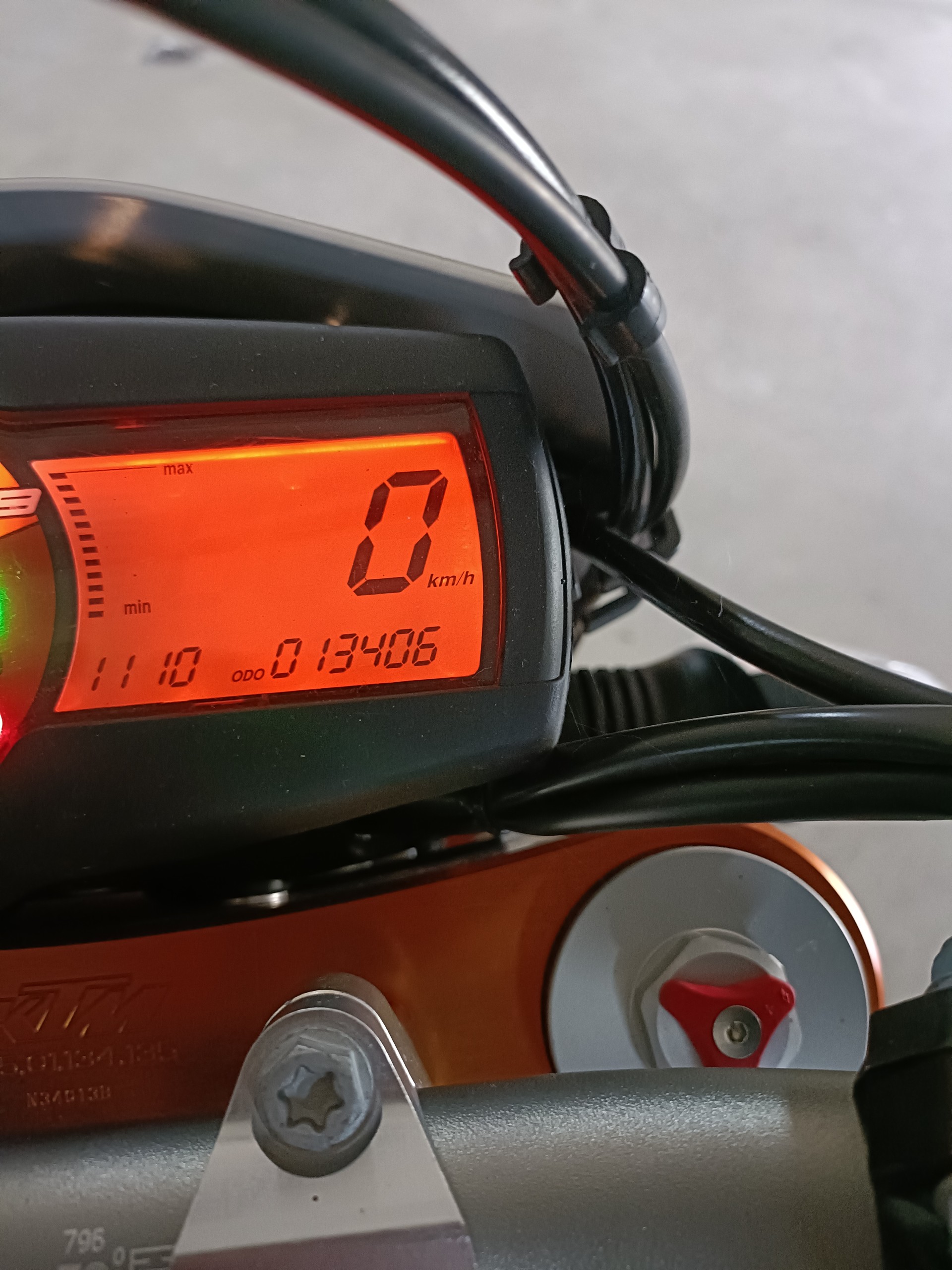 KTM 690 SMC R-image-1