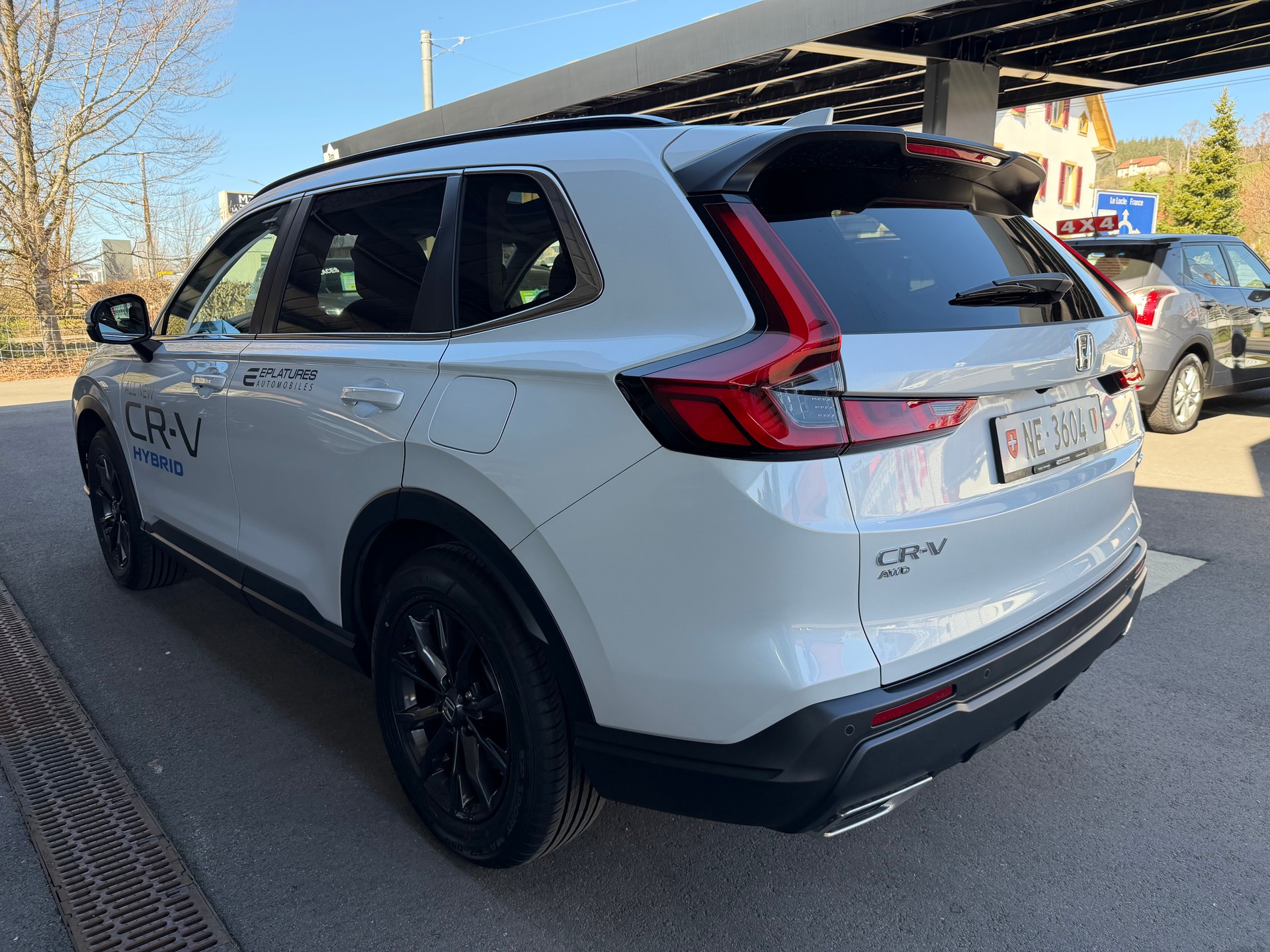 HONDA CR-V 2.0i MMD Hybrid Elegance 4WD Automatic-image-2