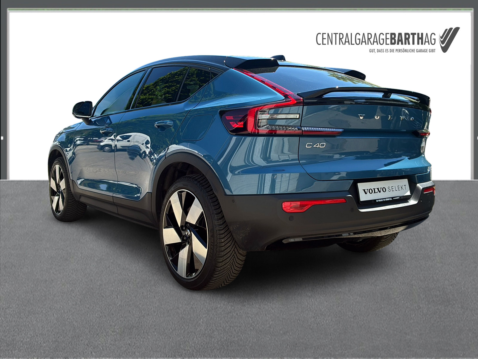 VOLVO C40 Recharge Twin-image-5