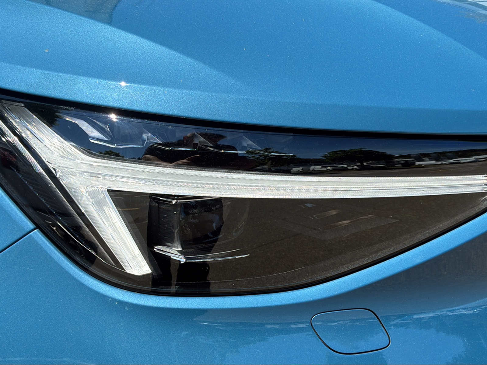 VOLVO C40 Recharge Twin-image-16