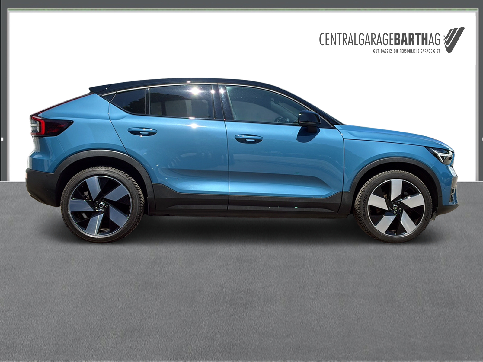 VOLVO C40 Recharge Twin-image-4