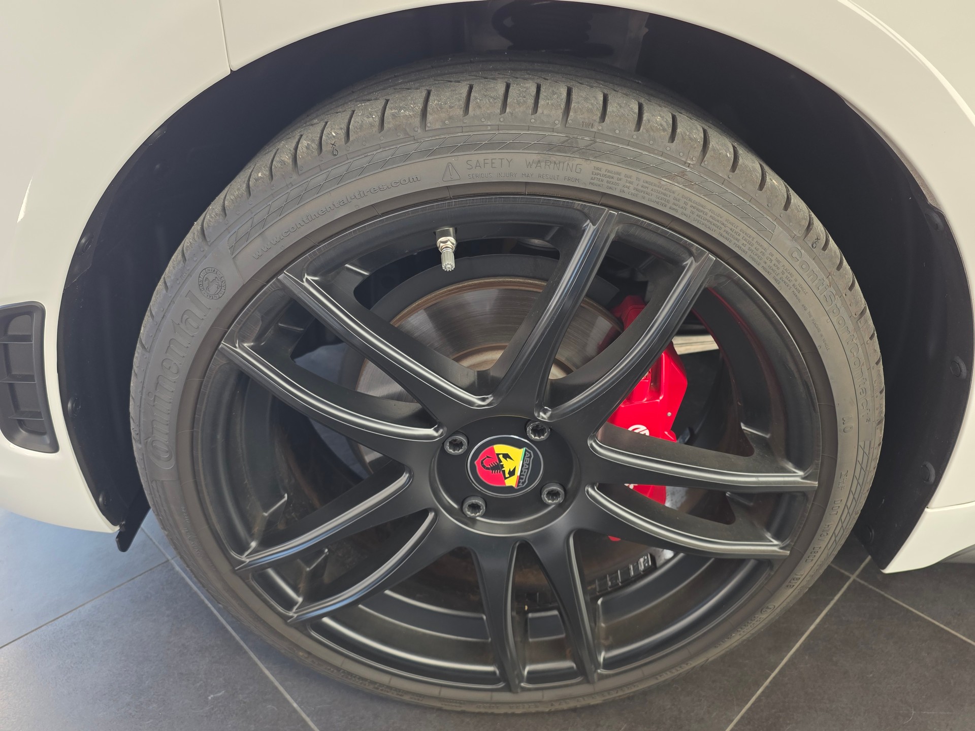 FIAT 124 Spider 1.4 TB Abarth-image-25