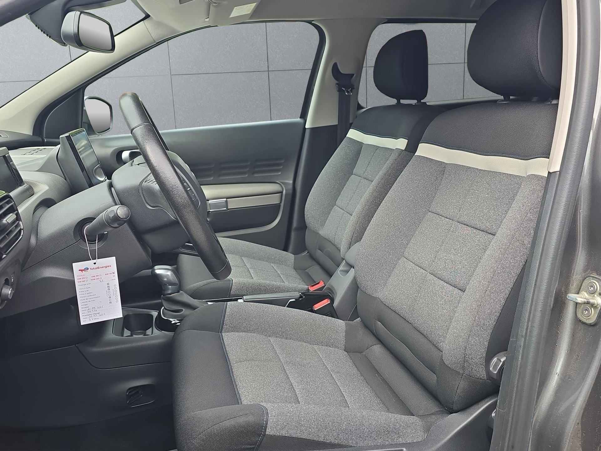 CITROEN C4 Cactus 1.2 PureTech Shine-image-9