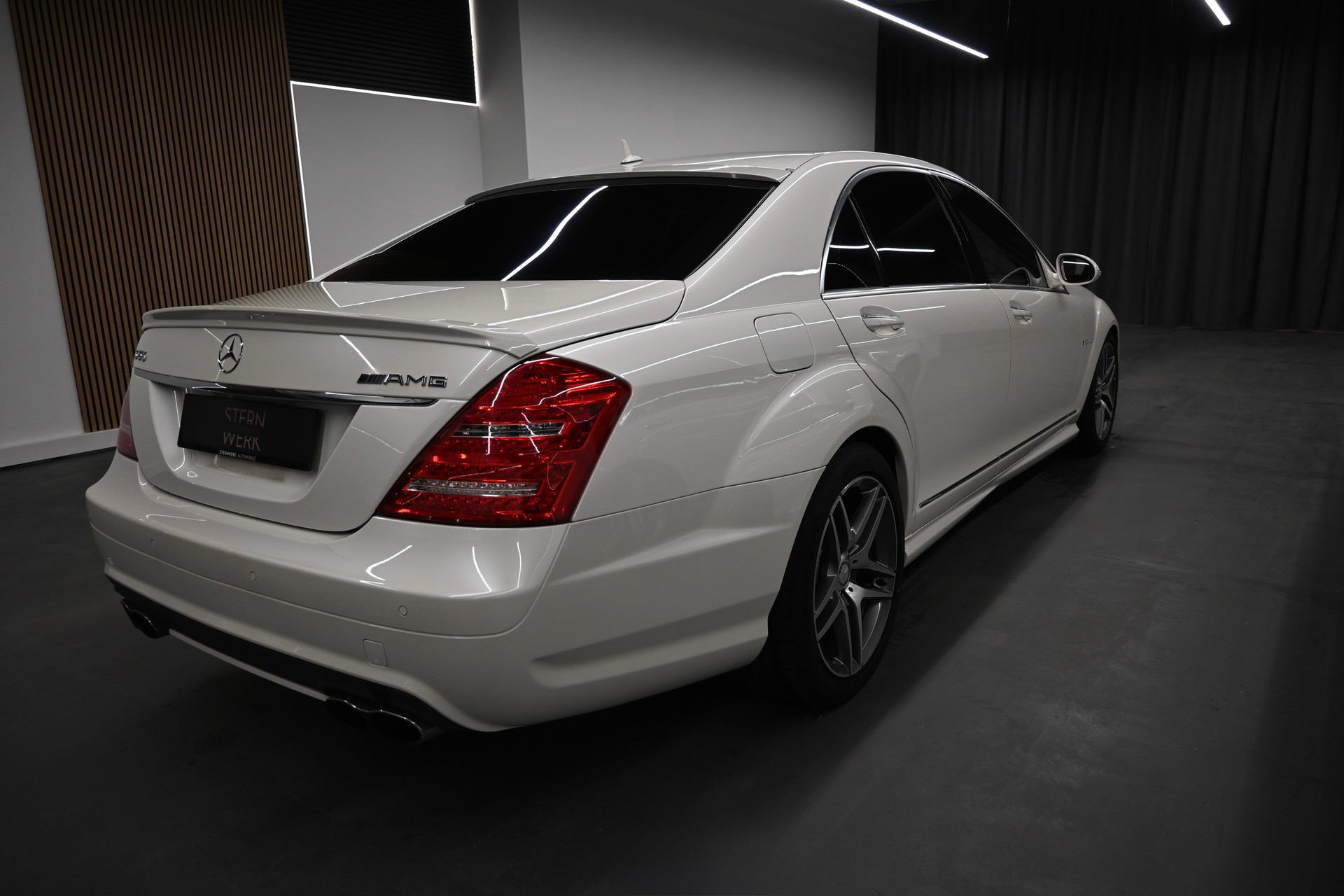 MERCEDES-BENZ S 65 AMG L Automatic-image-5