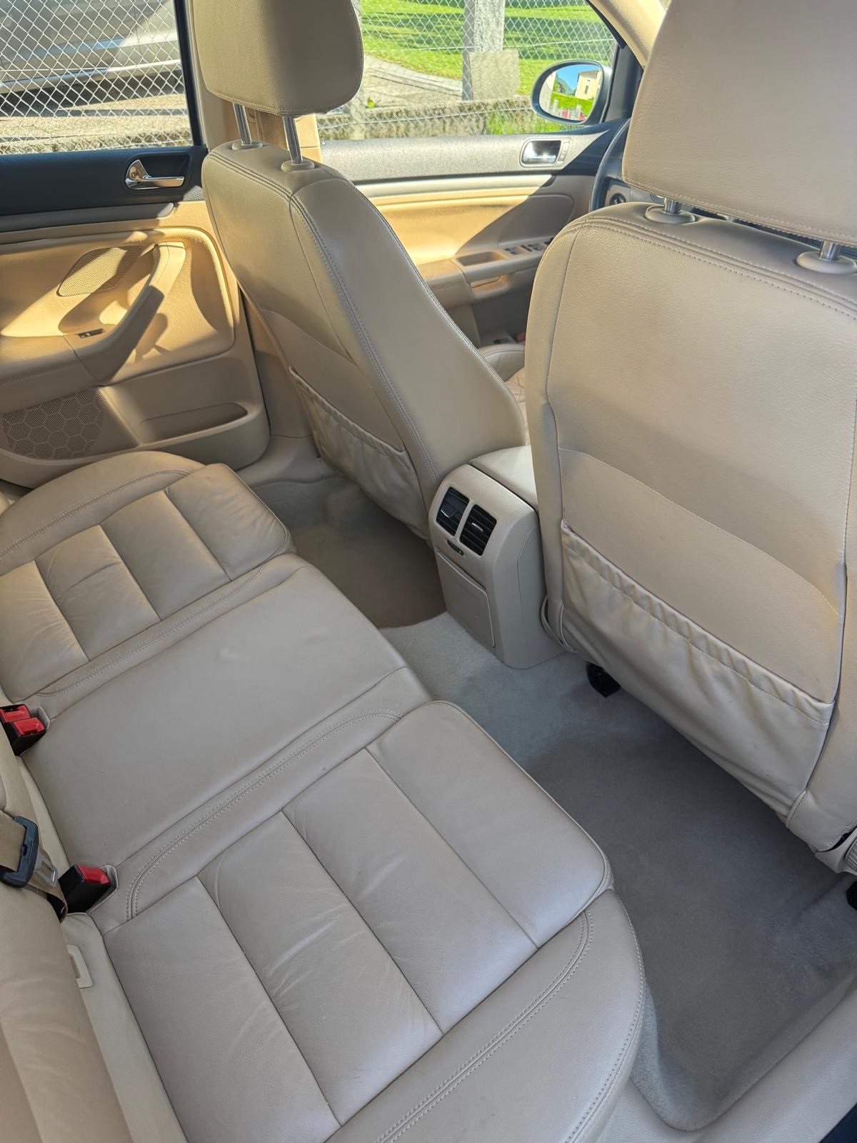 VW Golf 2.0 FSI Comfortline-image-11
