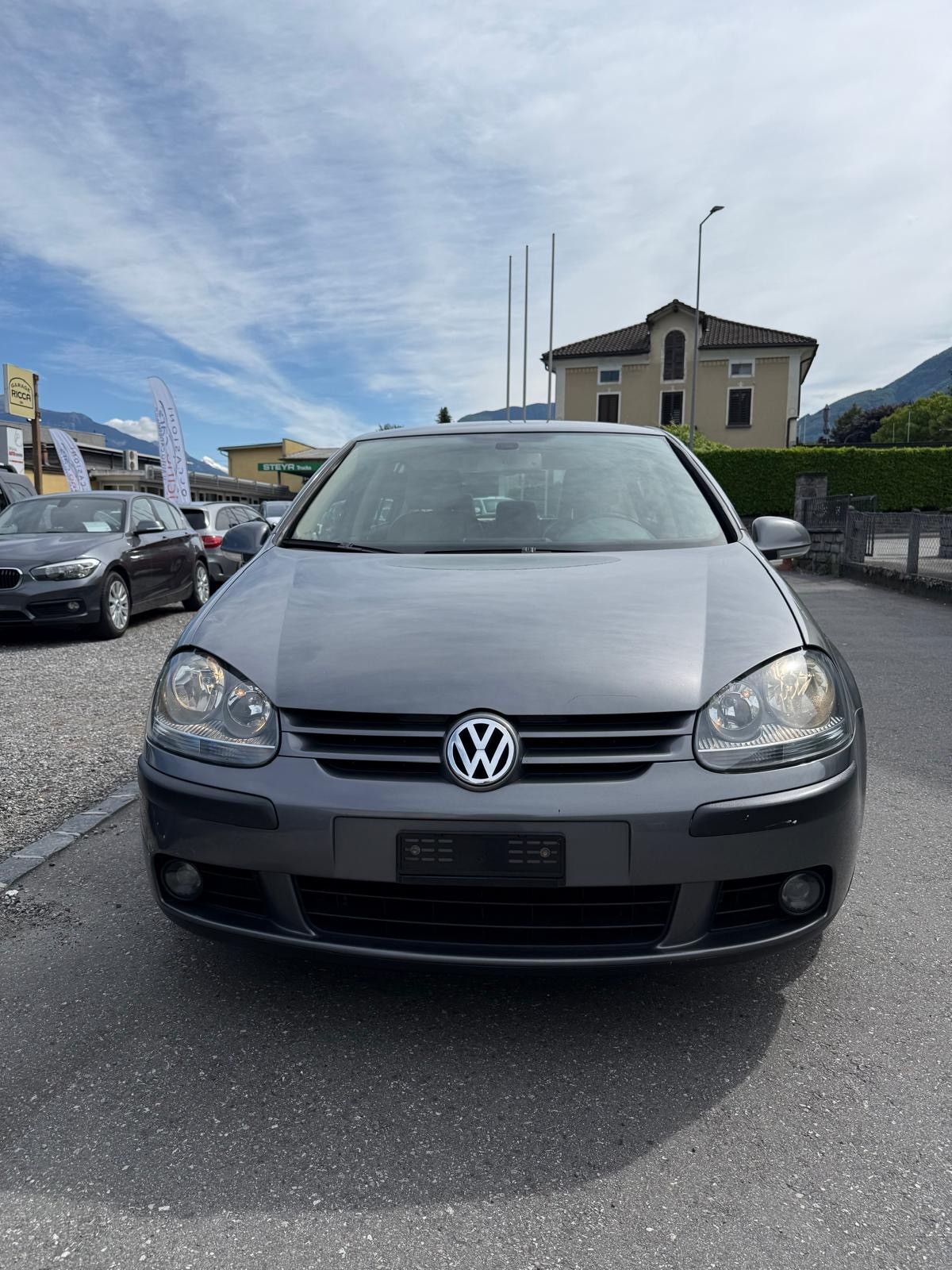 VW Golf 2.0 FSI Comfortline-image-6