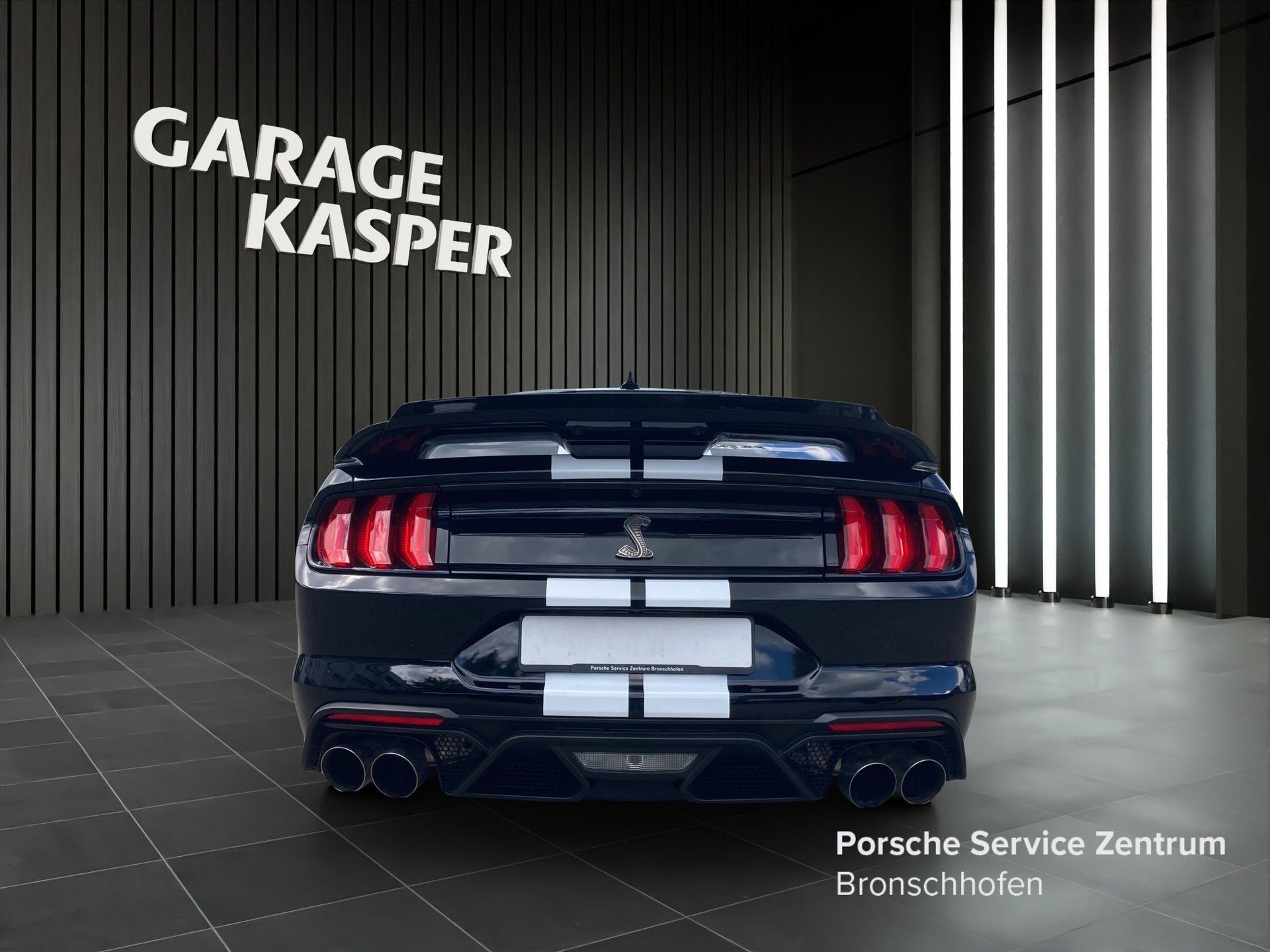 FORD Mustang Shelby GT500-showroom-element-3