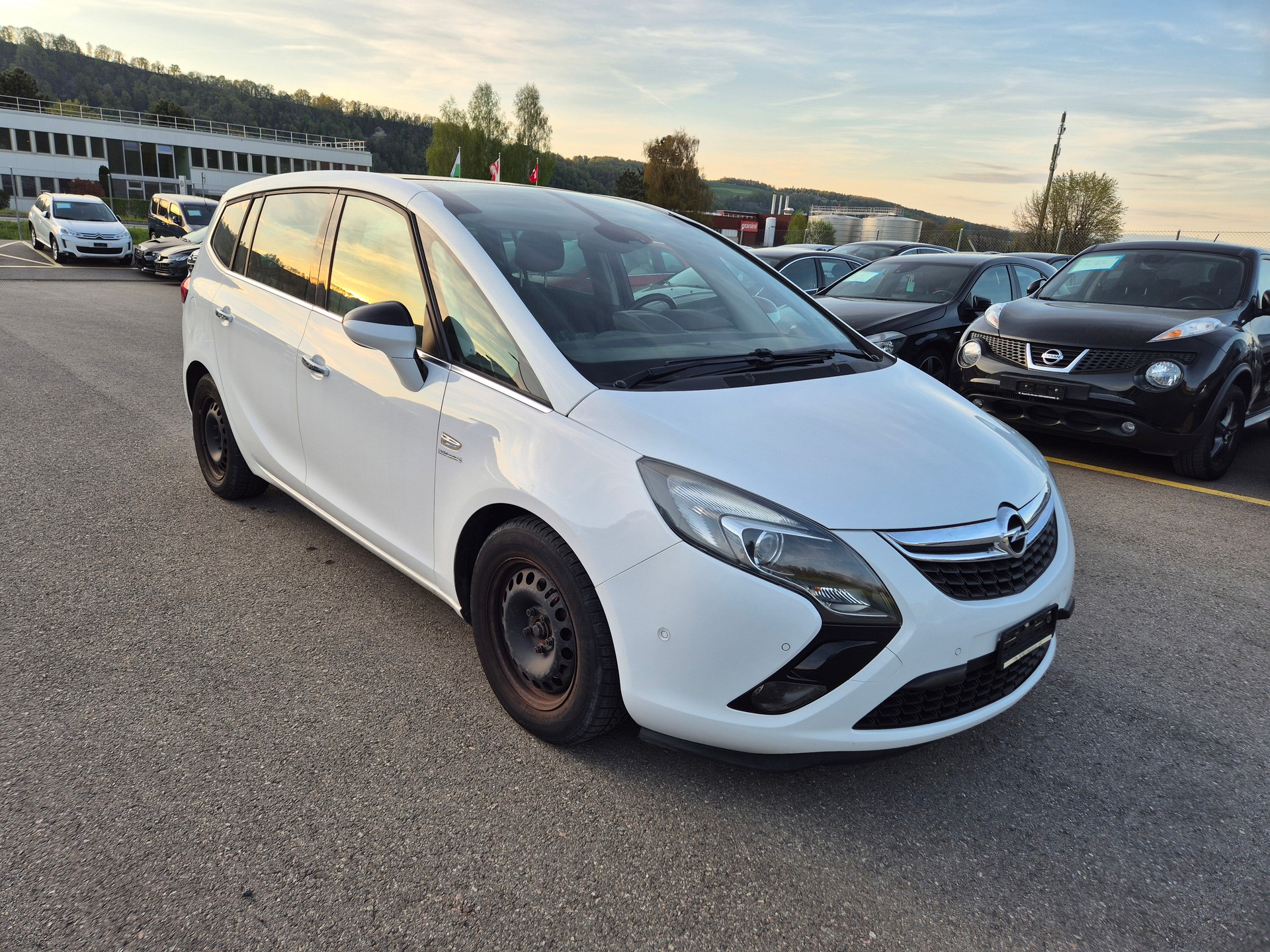OPEL Zafira Tourer 1.4i 16V Cosmo-image-5
