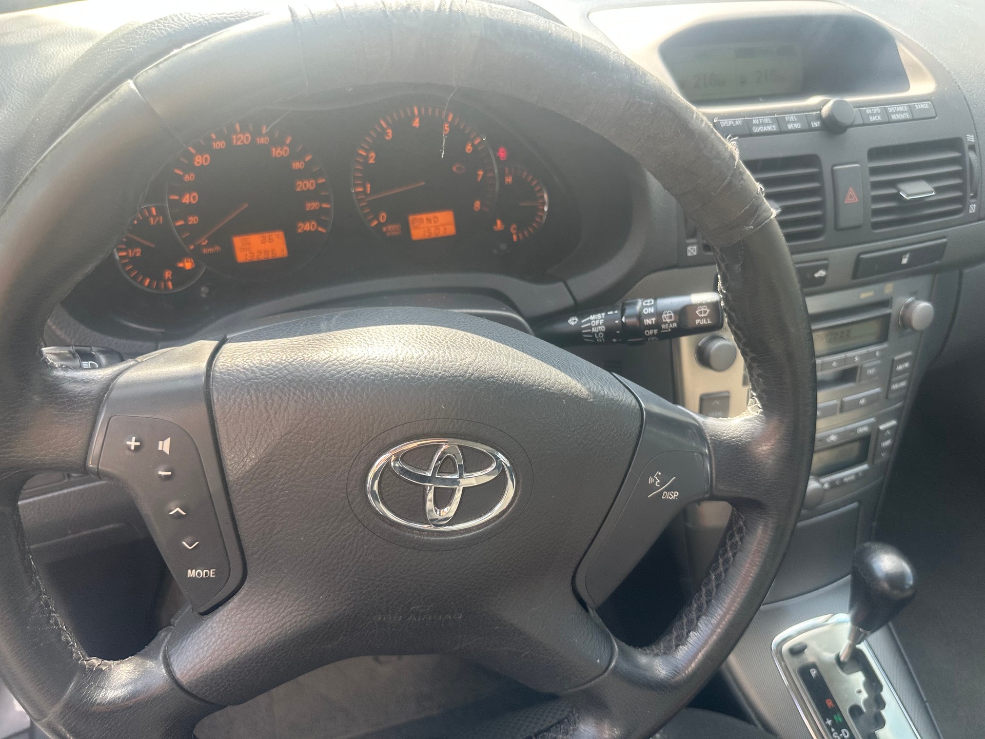 TOYOTA Avensis 2.4 D4 VVT-i Linea Sol Sportswagon T-Step5-image-6