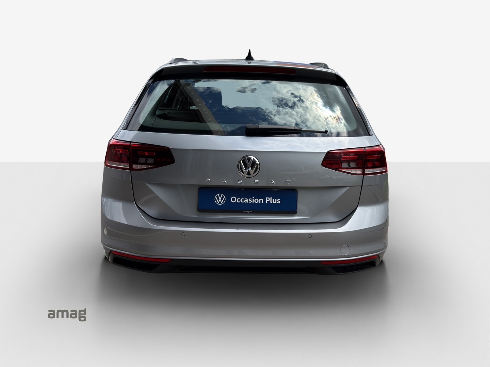 VW Passat 2.0 TDI BMT Business DSG-image-3