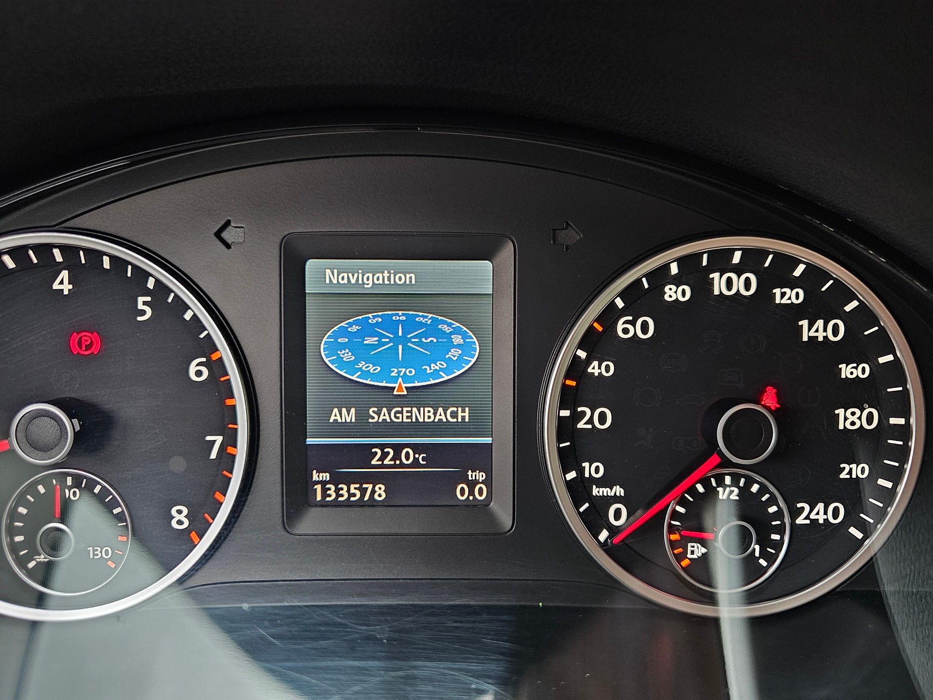 VW Tiguan 1.4 TSI Sport&Style 4Motion-image-21