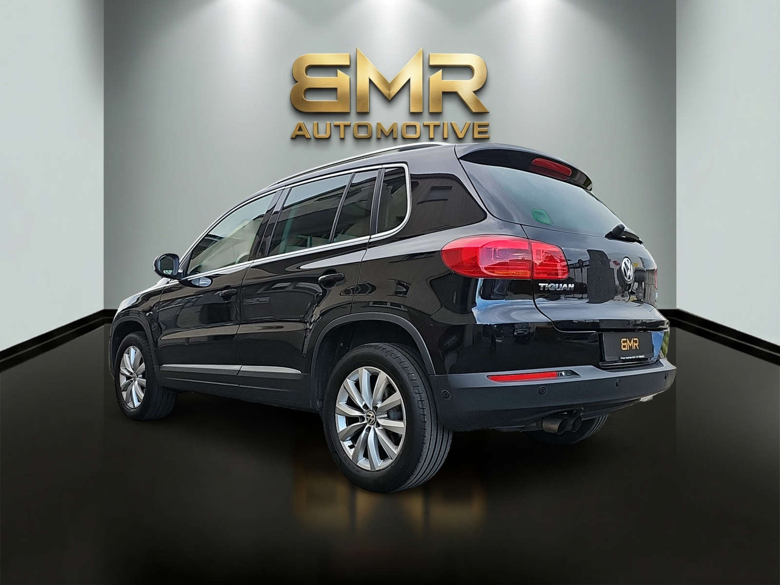 VW Tiguan 1.4 TSI Sport&Style 4Motion-image-6