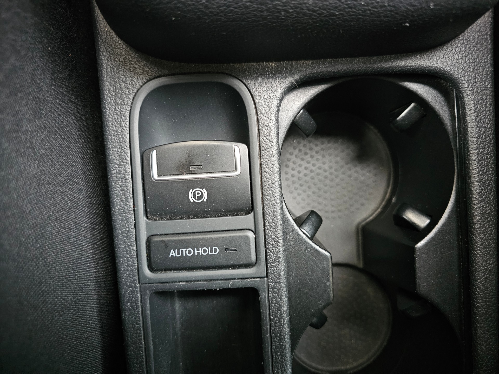 VW Tiguan 1.4 TSI Sport&Style 4Motion-image-17