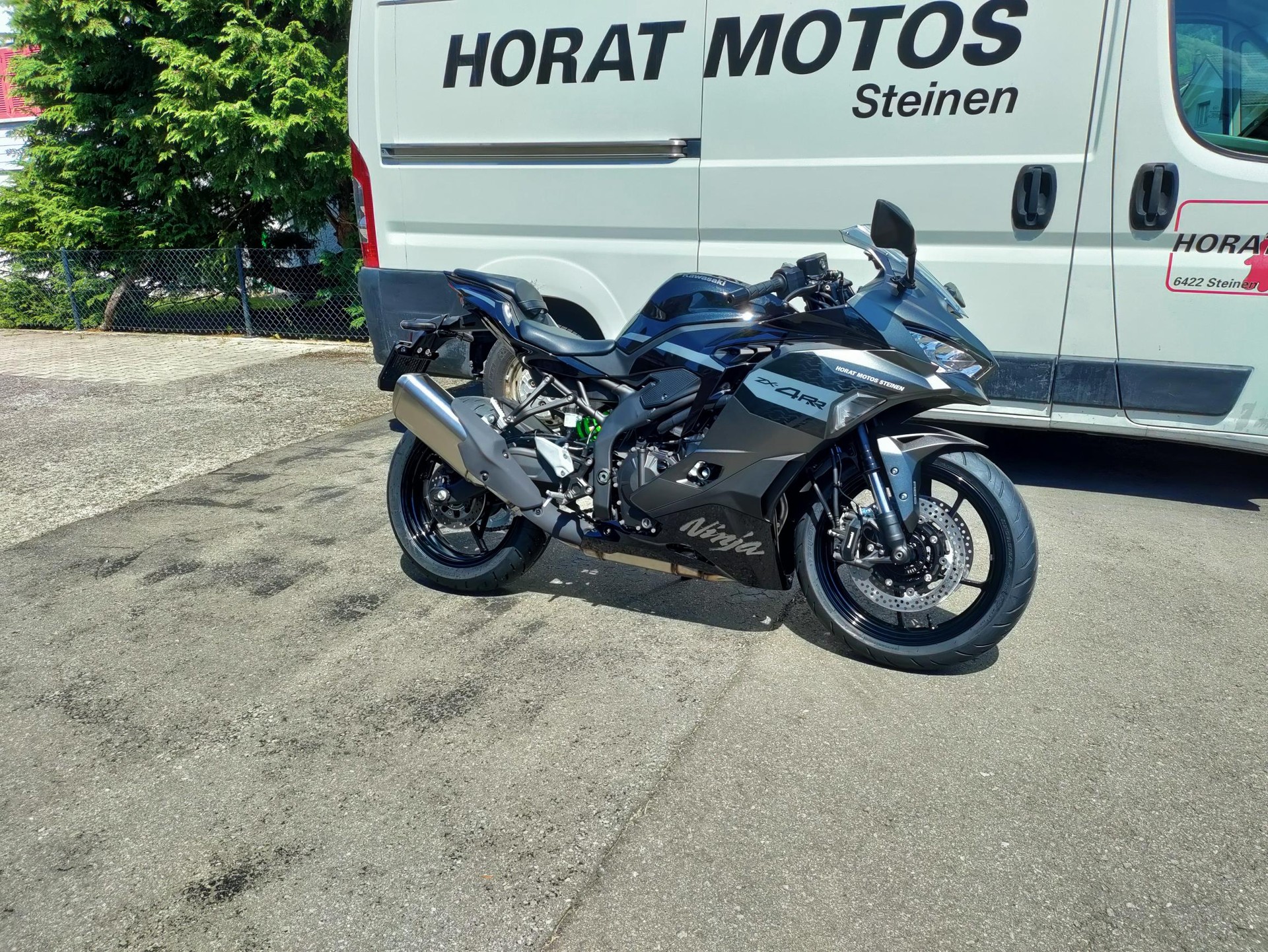 KAWASAKI Ninja ZX-4RR